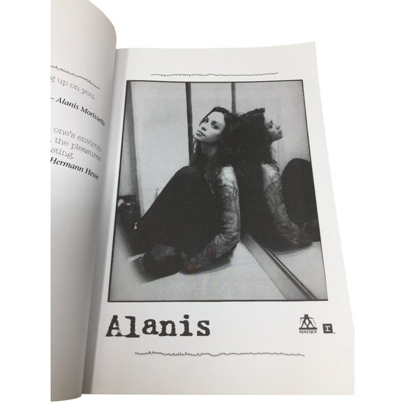 Ironic: Alanis Morissette the Story By Barry Grills Paperback Book - Picture 10 of 16